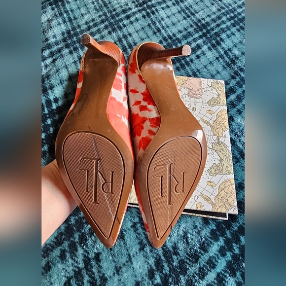 Ralph Lauren Pinterest Red Gray Tie Dye Suede Stiletto Statement Heels, size 6.5 - Picture 7 of 11